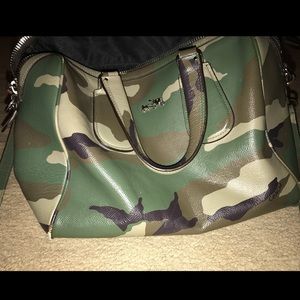 Pre loved Coach Camoflauge Surrey Satchel